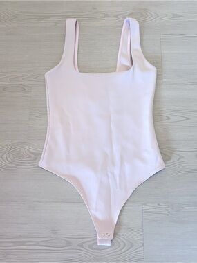 Good American Light Pink Square Neck Bodysuit